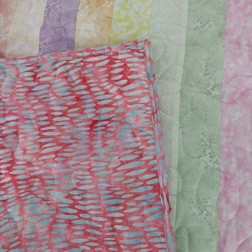 Multicolor Heart Quilt - Picture 5 of 7